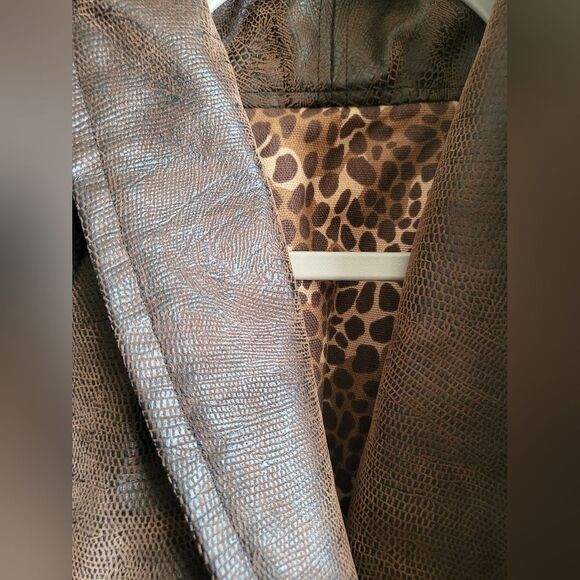 OVERSIZED single button leather and fabric cheetah liner mud cloth jacket OS - Picture 9 of 16